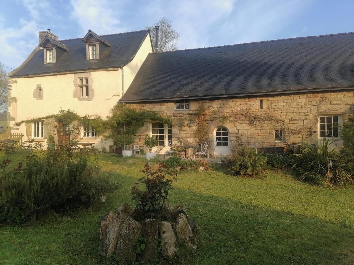 Frairie Du Divit Bed and Breakfast Pontivy Eksteriør billede