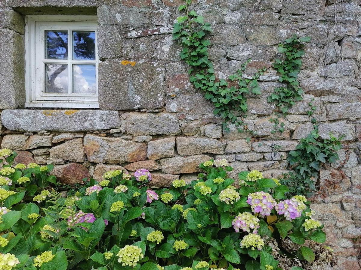 Frairie Du Divit Bed and Breakfast Pontivy Eksteriør billede