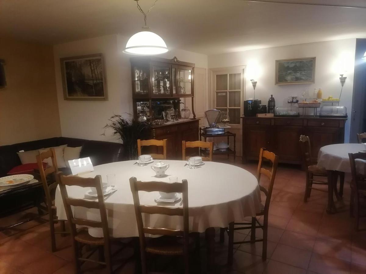 Frairie Du Divit Bed and Breakfast Pontivy Eksteriør billede
