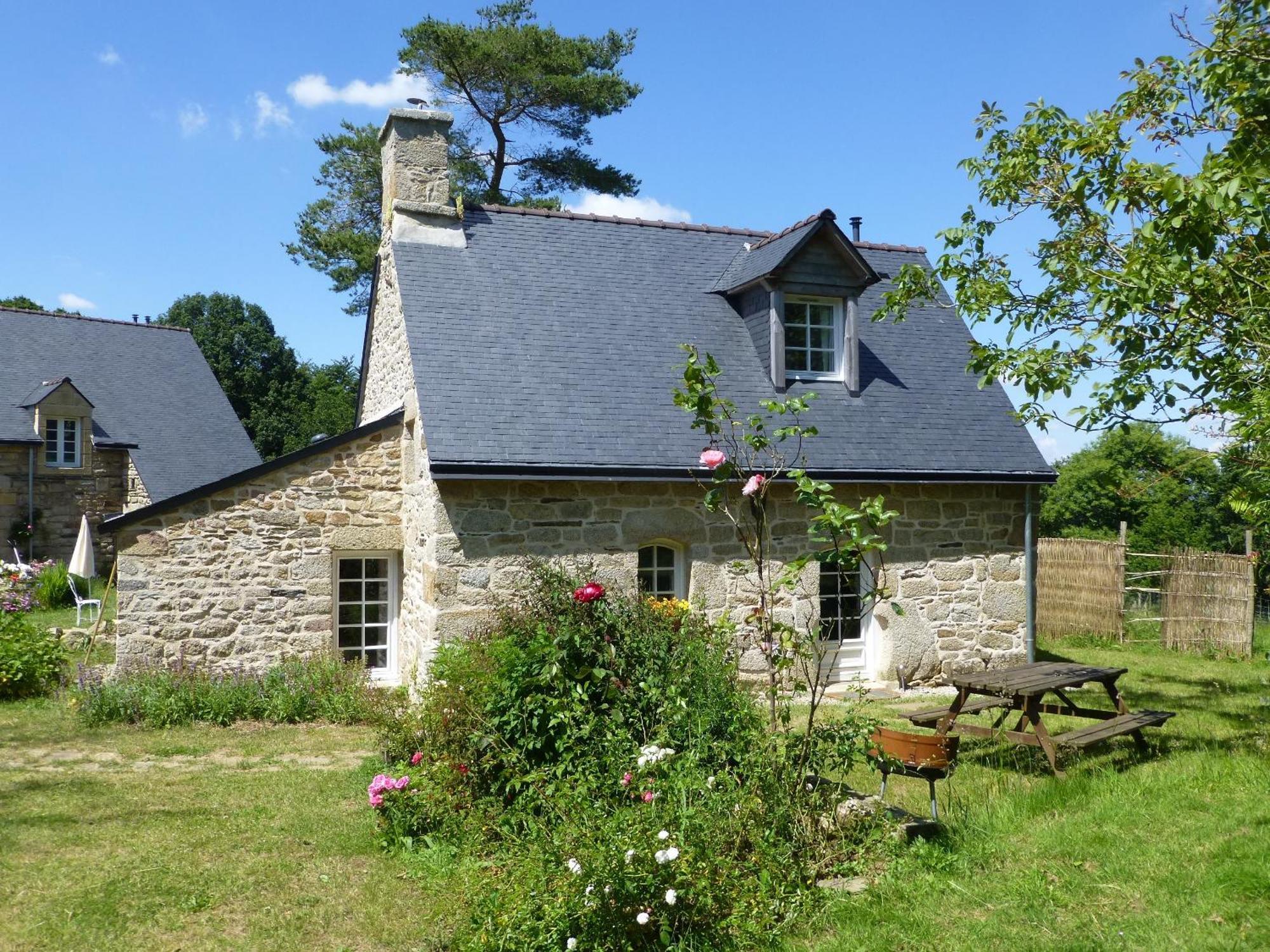 Frairie Du Divit Bed and Breakfast Pontivy Eksteriør billede