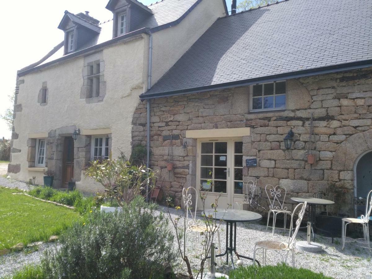 Frairie Du Divit Bed and Breakfast Pontivy Eksteriør billede